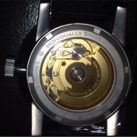 Gevril GV2 Stadium (4000R) Sports Watch. Limited edition #242/500 - Picture 3 of 8